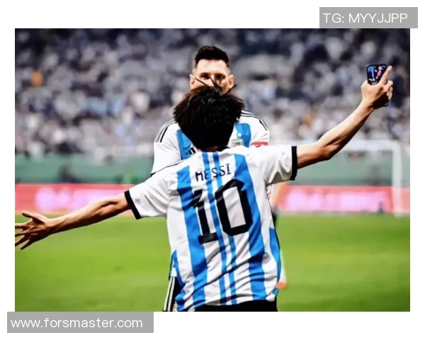 西甲精彩对决里昂大胜国米补时进球引发全场狂欢与转会传闻热议